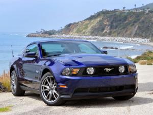 Ford Mustang 5.0 GT 2011 года